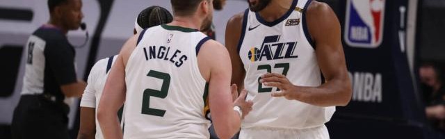 扑克策略-米球缺阵全队错愕 全员三分哑火爵士进攻支离破碎