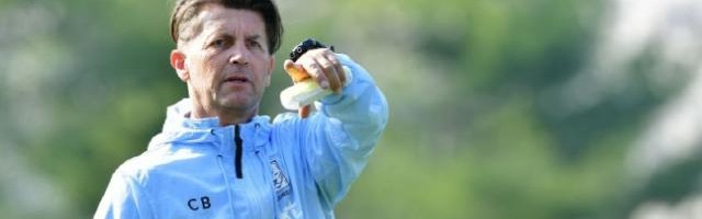 扑克规则-韩国女足主帅扬言要创造历史 海外球员让球队和谐